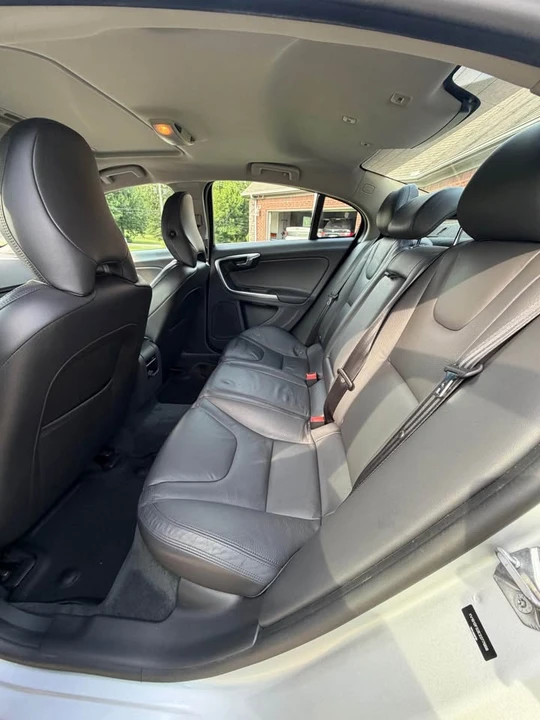 2014 Volvo S60 2nd Gen - Image 7 of 10
