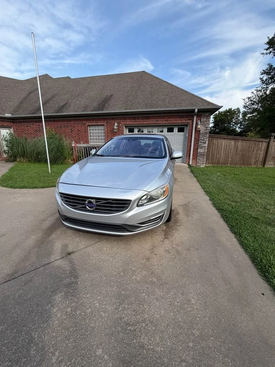 2014 Volvo S60 2nd Gen - Image 5 of 10