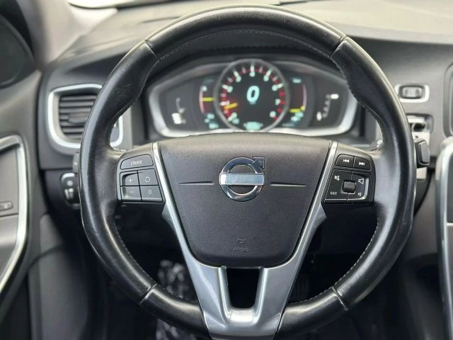 2014 Volvo S60 2nd Gen - Image 16 of 21