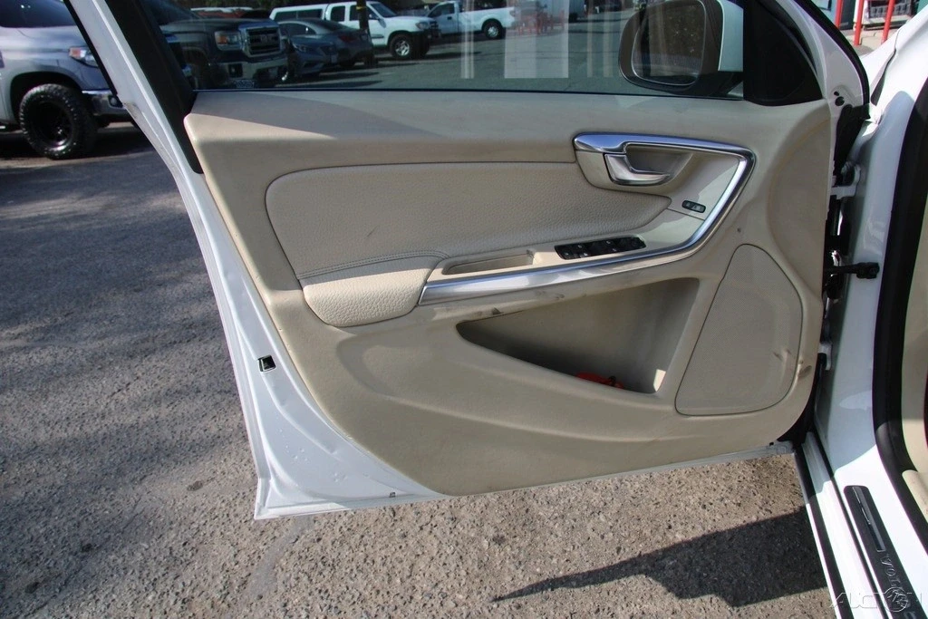 2014 Volvo S60 2nd Gen - Image 11 of 21
