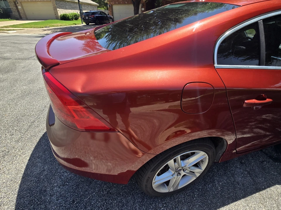 2014 Volvo S60 2nd Gen - Image 9 of 17