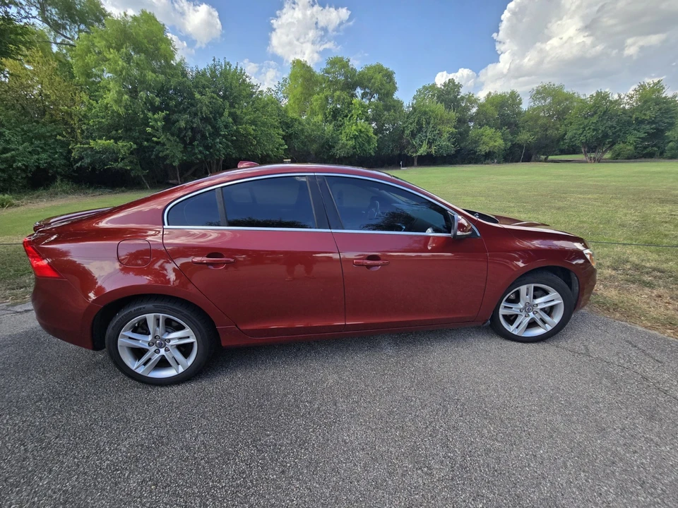 2014 Volvo S60 2nd Gen - Image 5 of 17