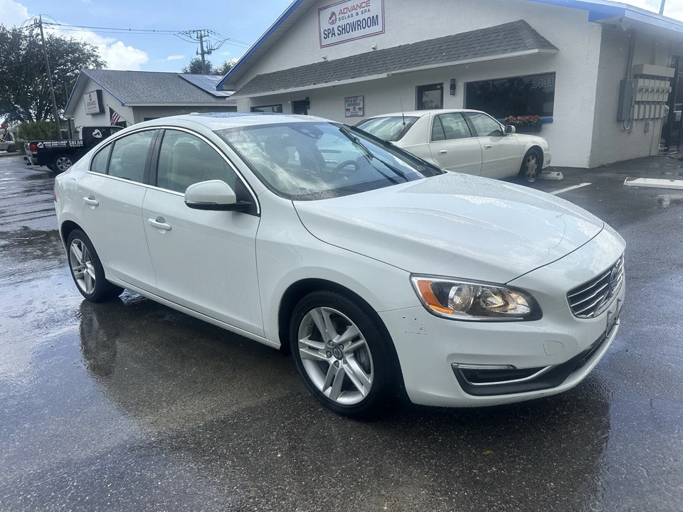 2014 Volvo S60 2nd Gen - Image 2 of 31