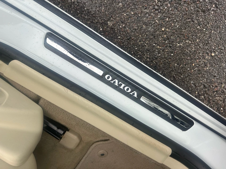 2014 Volvo S60 2nd Gen - Image 21 of 31