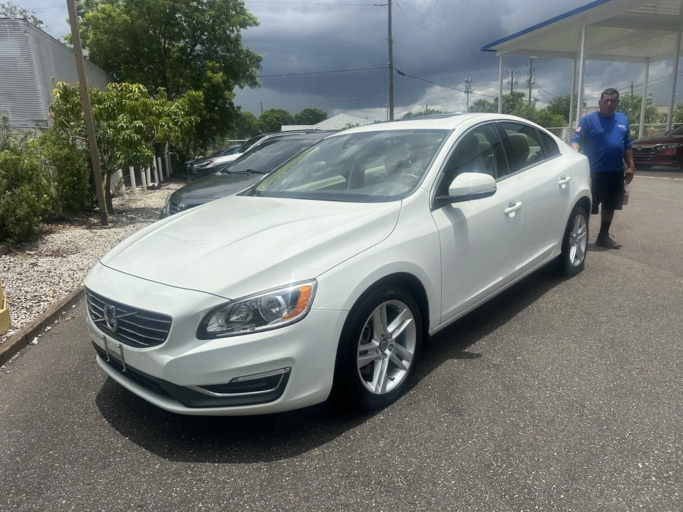 2014 Volvo S60 2nd Gen - Image 12 of 31