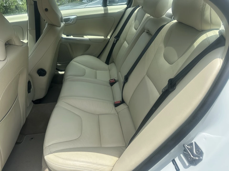 2014 Volvo S60 2nd Gen - Image 31 of 31