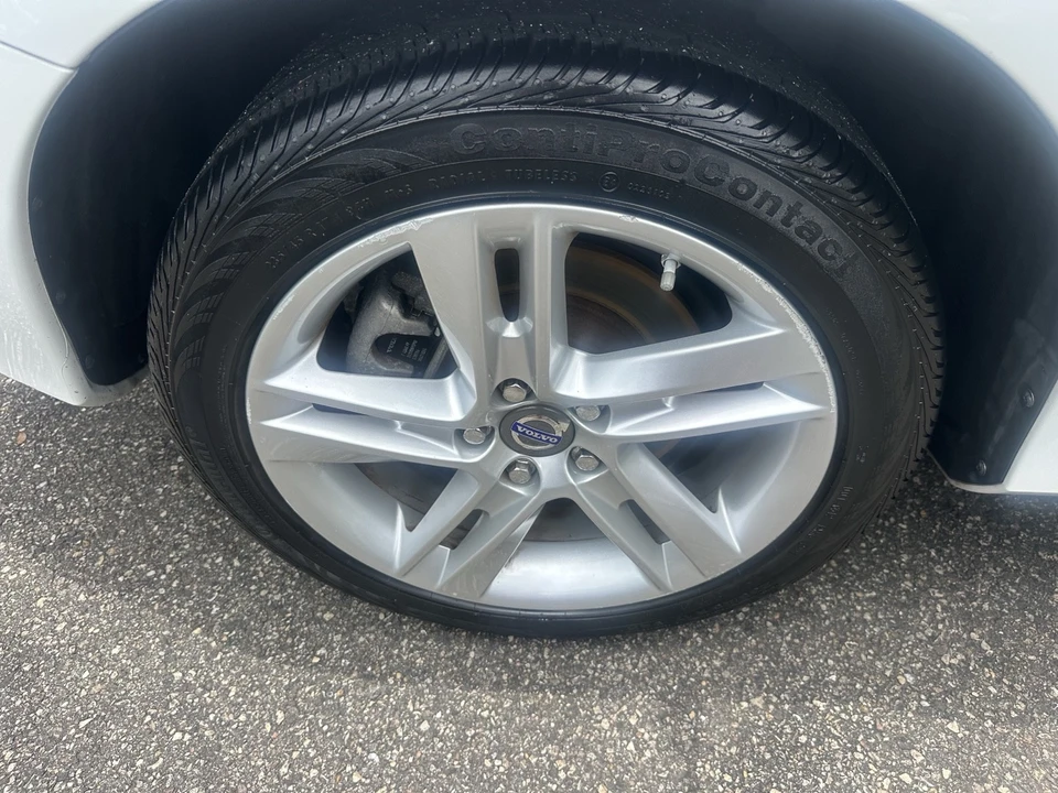 2014 Volvo S60 2nd Gen - Image 11 of 31