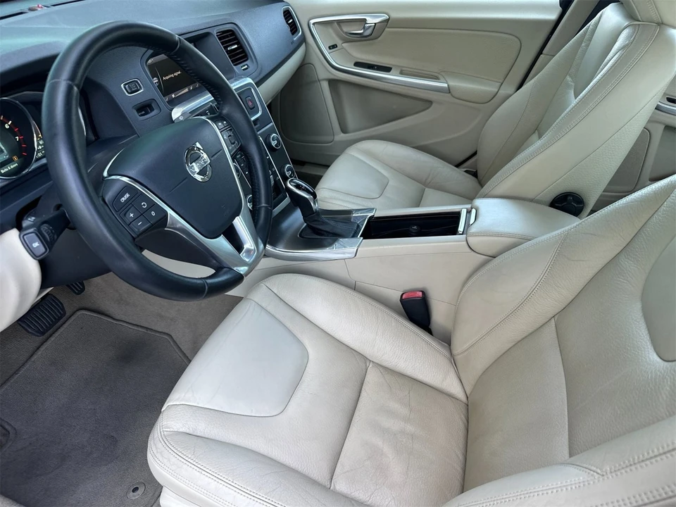 2014 Volvo S60 2nd Gen - Image 10 of 12
