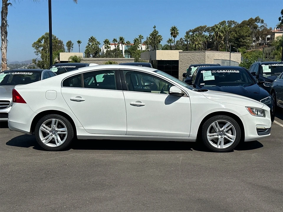 2014 Volvo S60 2nd Gen - Image 2 of 12