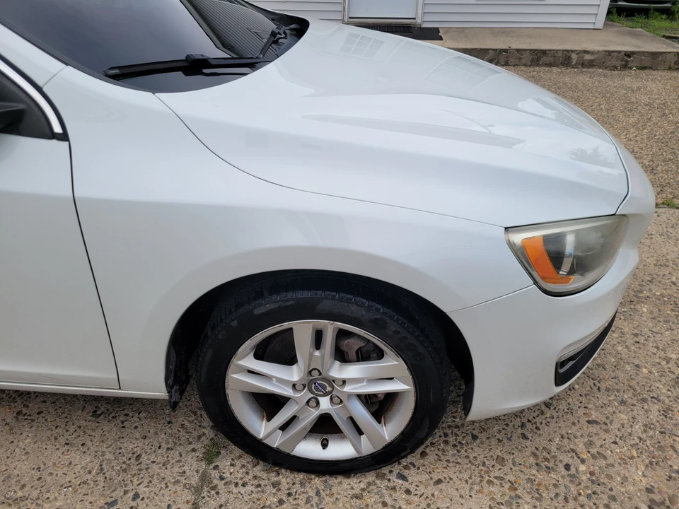 2014 Volvo S60 2nd Gen - Image 12 of 21