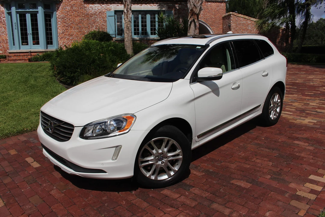 2014 Volvo XC60 1st Gen - Image 6 of 31