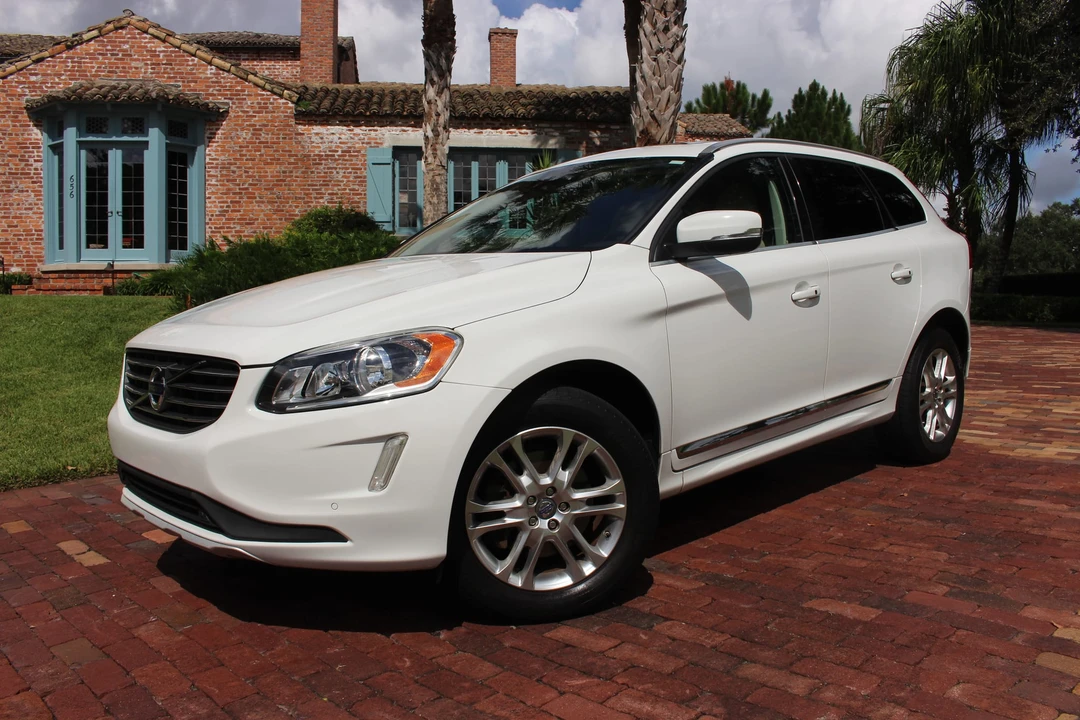 2014 Volvo XC60 1st Gen - Image 4 of 31
