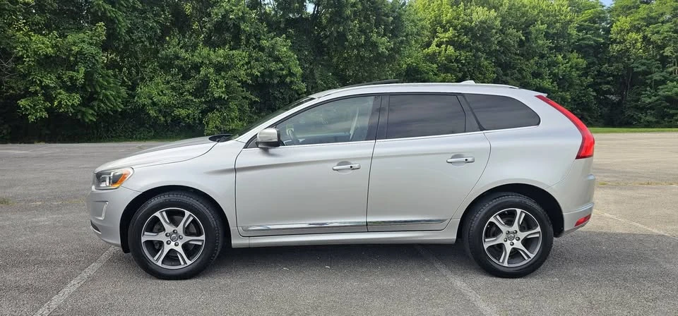 2014 Volvo XC60 1st Gen - Image 4 of 20