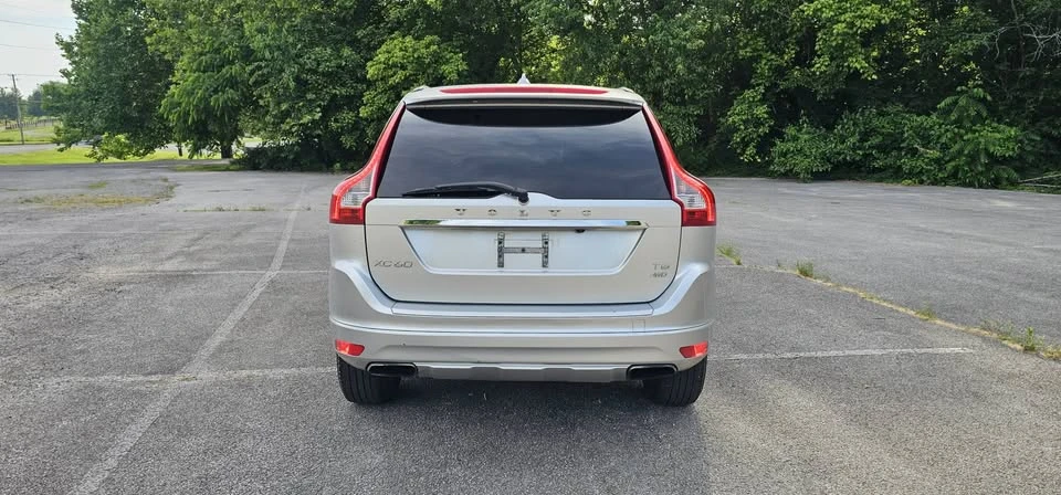 2014 Volvo XC60 1st Gen - Image 7 of 20