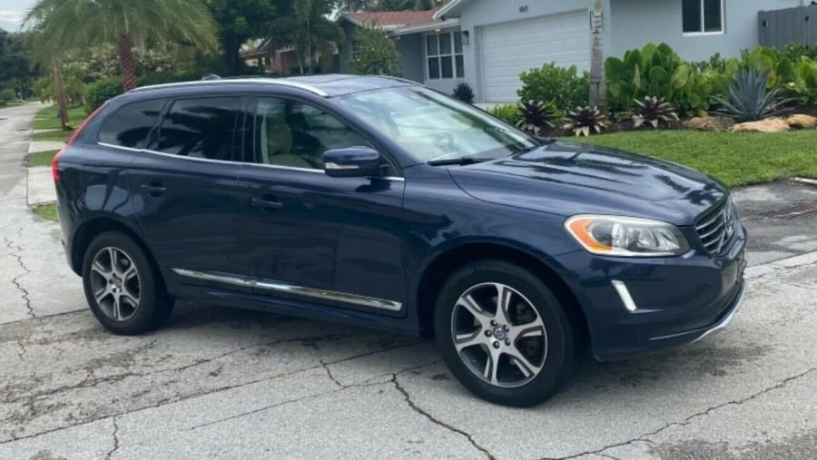 2014 Volvo XC60 1st Gen - Image 2 of 13
