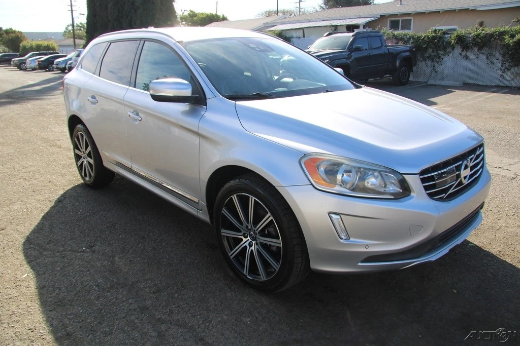 2014 Volvo XC60 1st Gen - Image 10 of 21