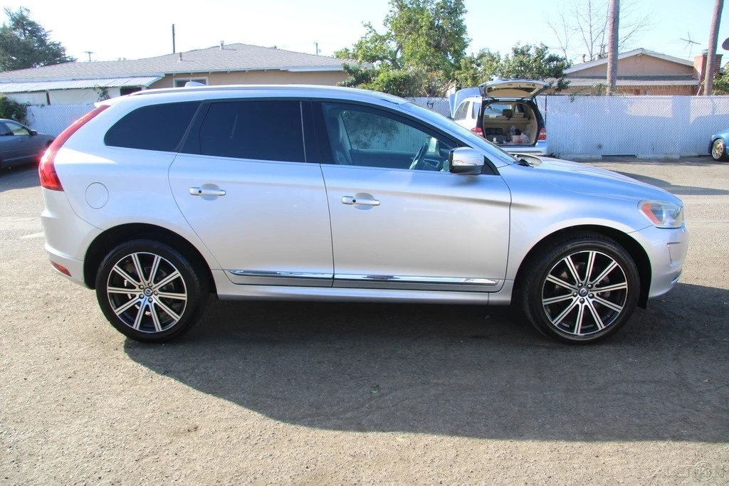 2014 Volvo XC60 1st Gen - Image 9 of 21