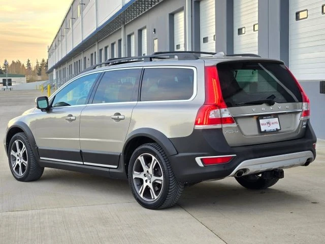 2014 Volvo XC70 3rd Gen - Image 6 of 21