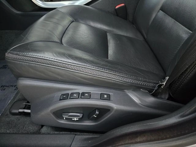 2014 Volvo XC70 3rd Gen - Image 14 of 21