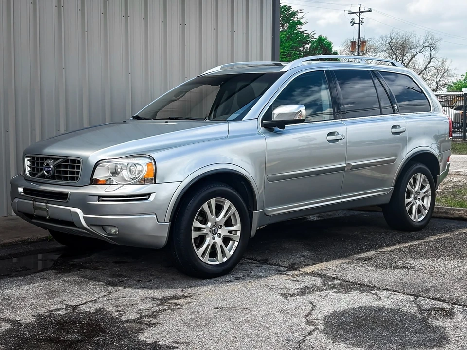 2014 Volvo XC90 1st Gen - Image 2 of 21