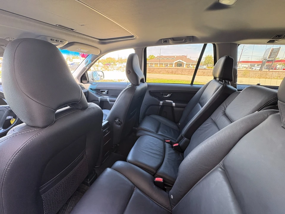 2014 Volvo XC90 1st Gen - Image 19 of 21