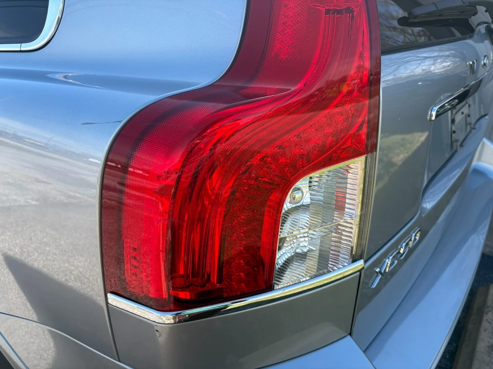2014 Volvo XC90 1st Gen - Image 5 of 21