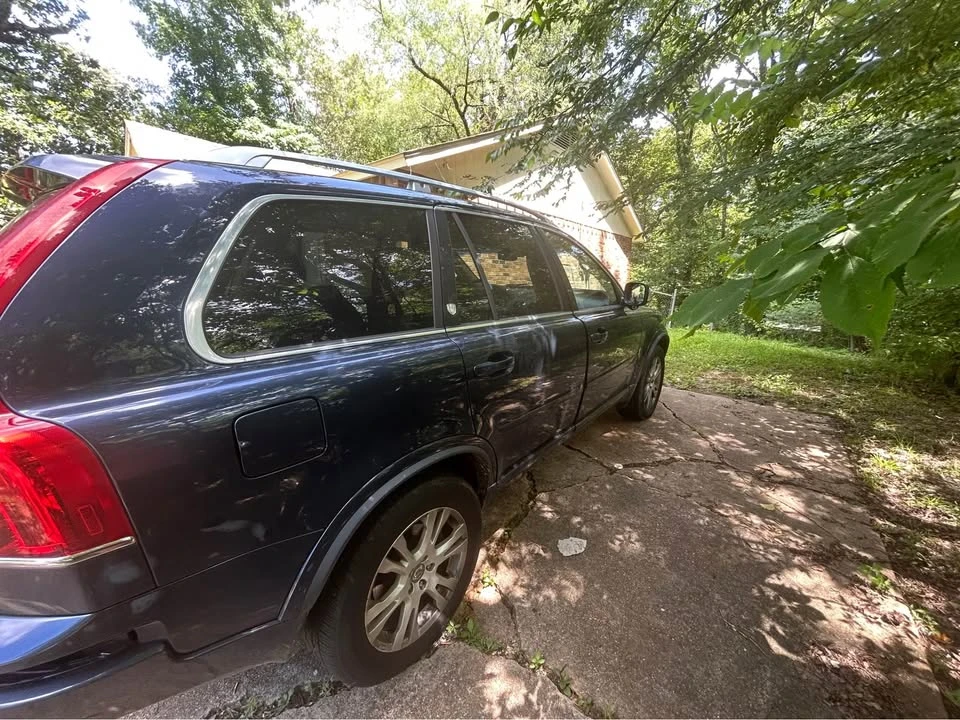 2014 Volvo XC90 1st Gen - Image 2 of 2