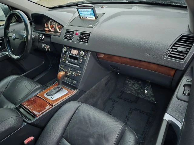 2014 Volvo XC90 1st Gen - Image 2 of 21