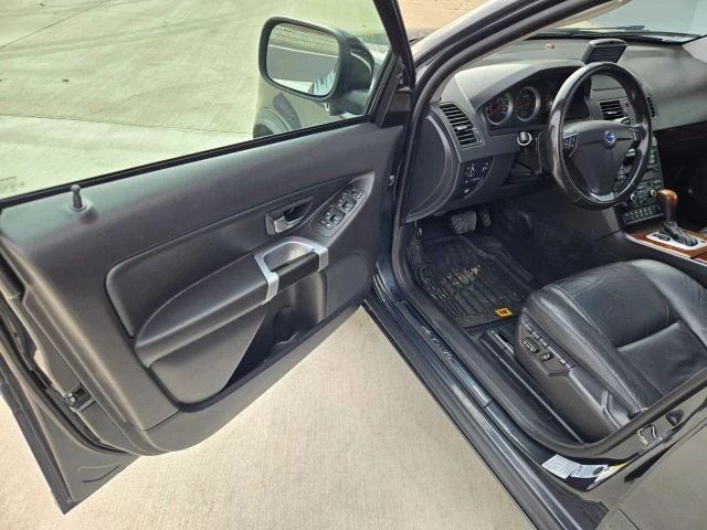 2014 Volvo XC90 1st Gen - Image 10 of 21