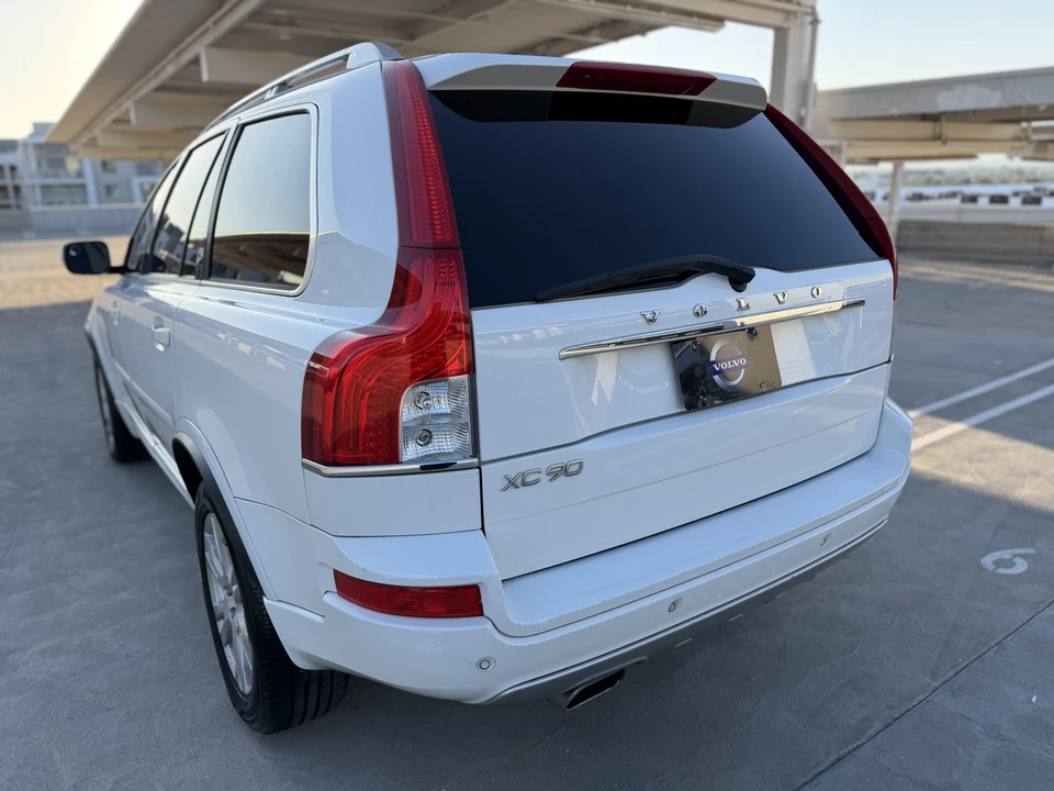 2014 Volvo XC90 1st Gen - Image 22 of 31