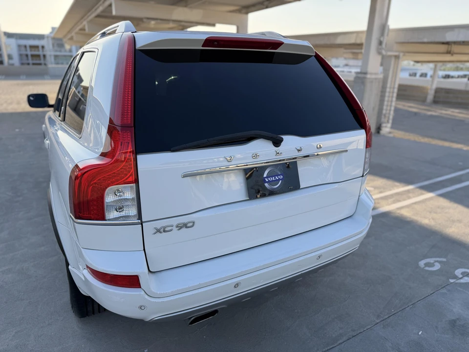2014 Volvo XC90 1st Gen - Image 23 of 31