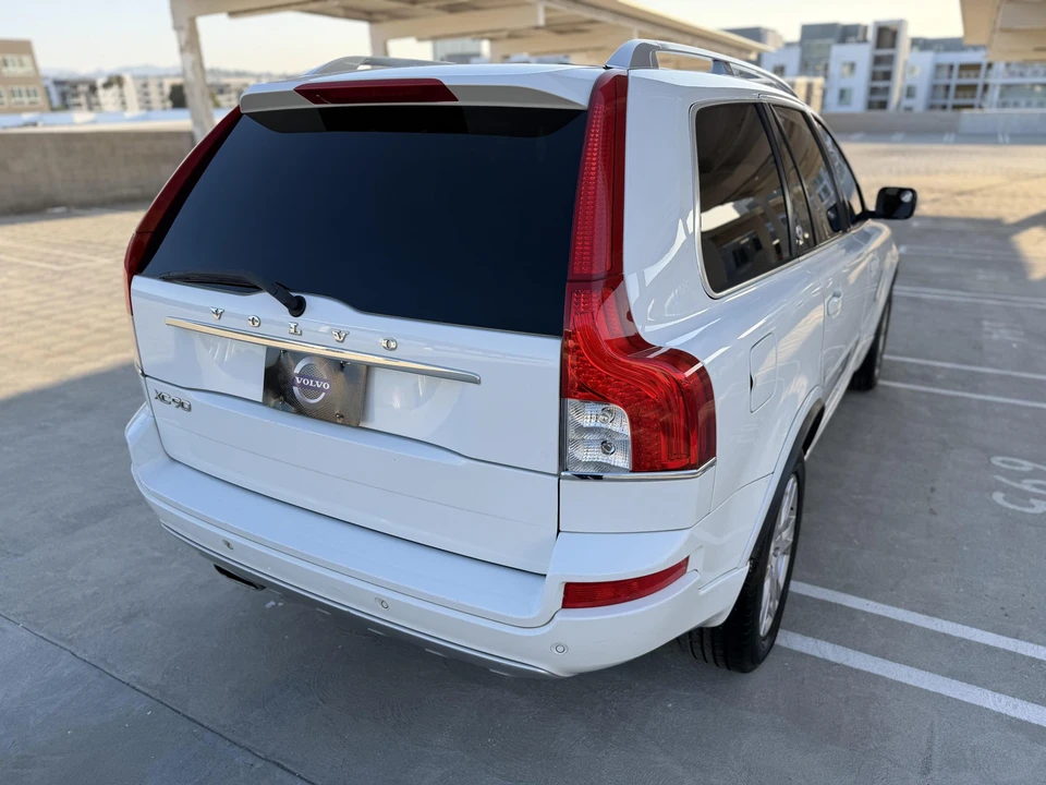 2014 Volvo XC90 1st Gen - Image 26 of 31