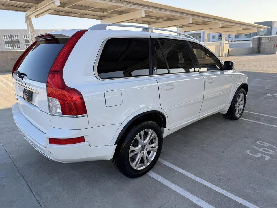 2014 Volvo XC90 1st Gen - Image 30 of 31