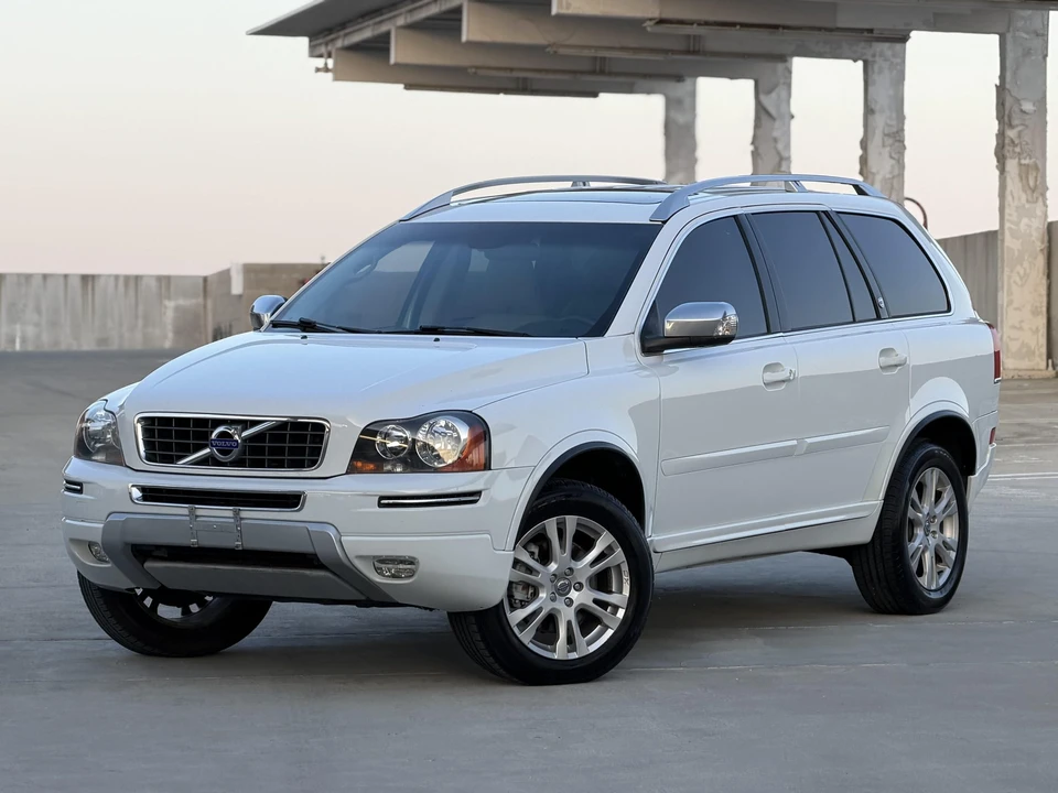 2014 Volvo XC90 1st Gen - Image 9 of 31