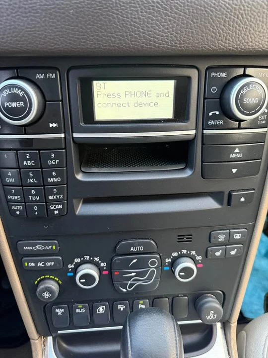 2014 Volvo XC90 1st Gen - Image 15 of 15