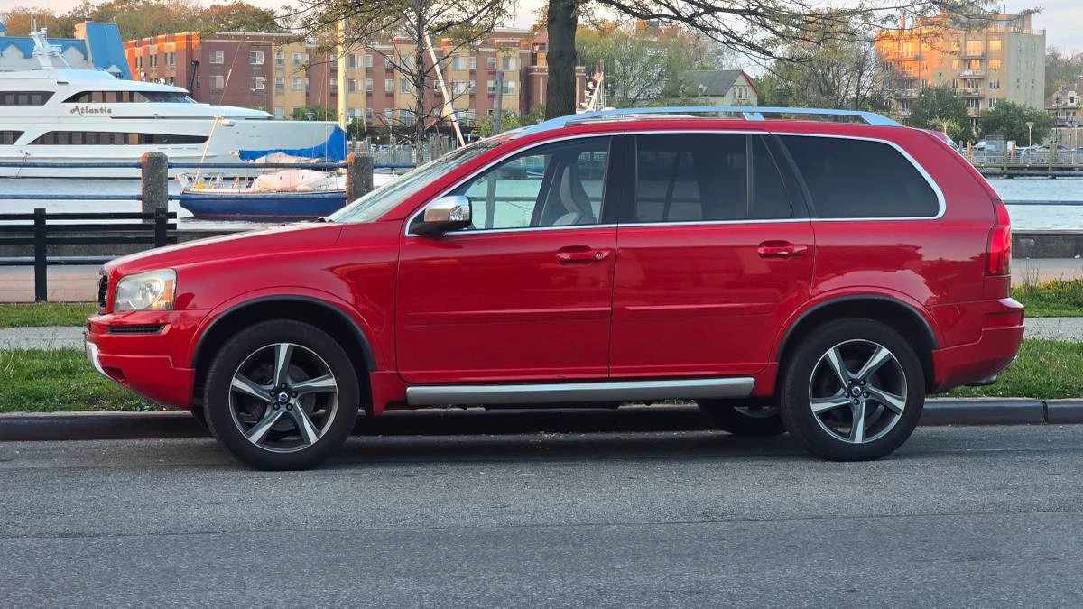 2015 Volvo XC90 1st Gen - Image 17 of 21