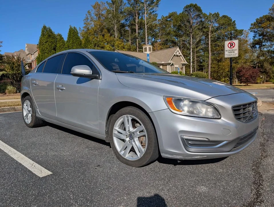 2014 Volvo S60 2nd Gen - Image 2 of 10