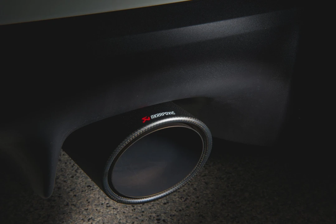 2014 Mitsubishi Lancer Evolution X 9th Gen - Image 9 of 11