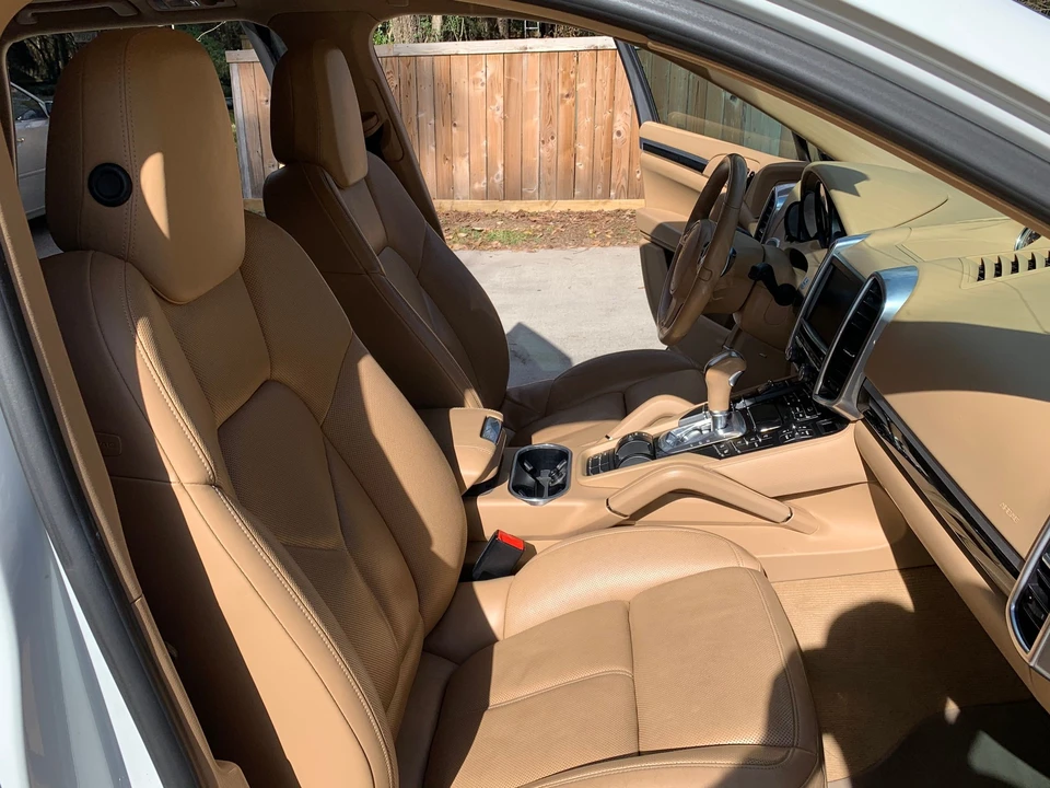 2014 Porsche 958 Cayenne Diesel - Image 5 of 12