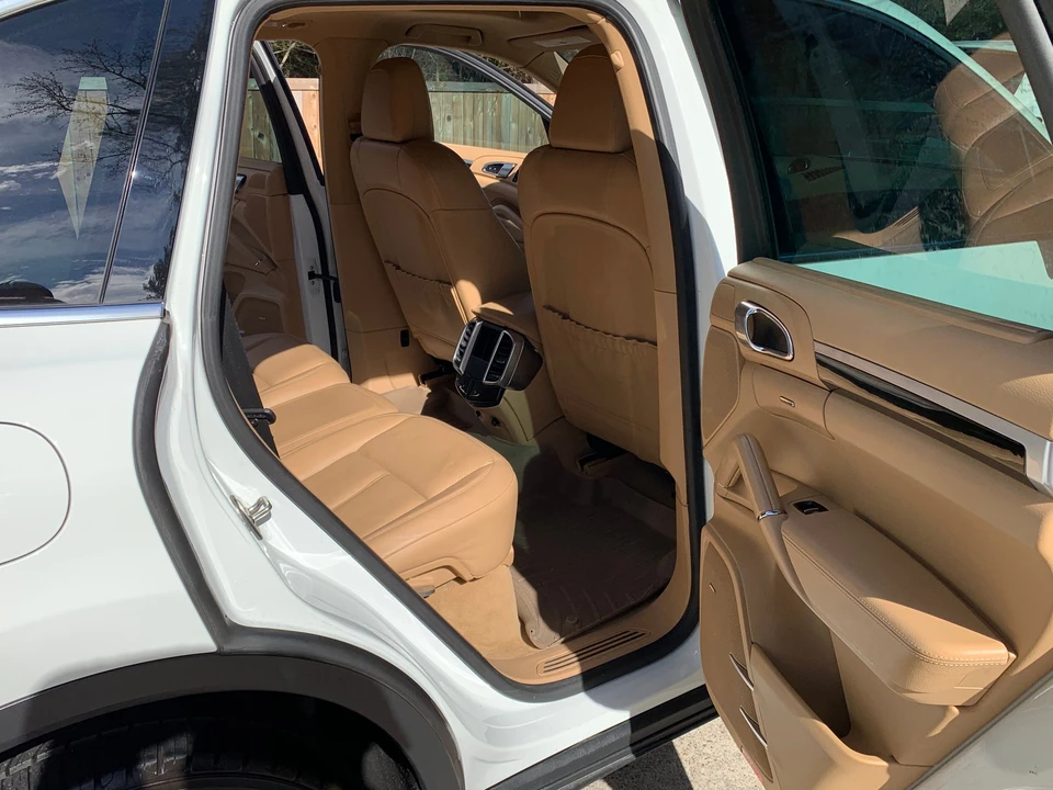 2014 Porsche 958 Cayenne Diesel - Image 4 of 12