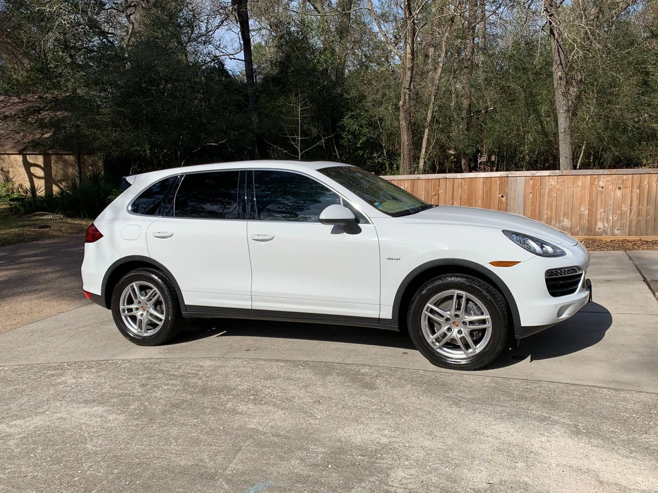 2014 Porsche 958 Cayenne Diesel - Image 10 of 12