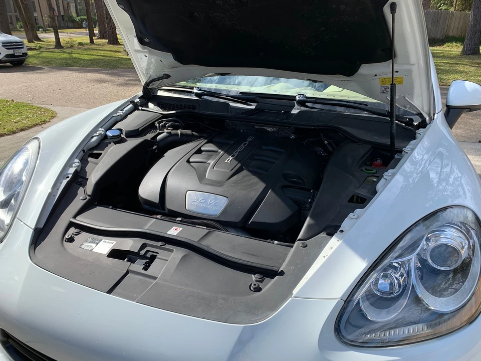 2014 Porsche 958 Cayenne Diesel - Image 3 of 12