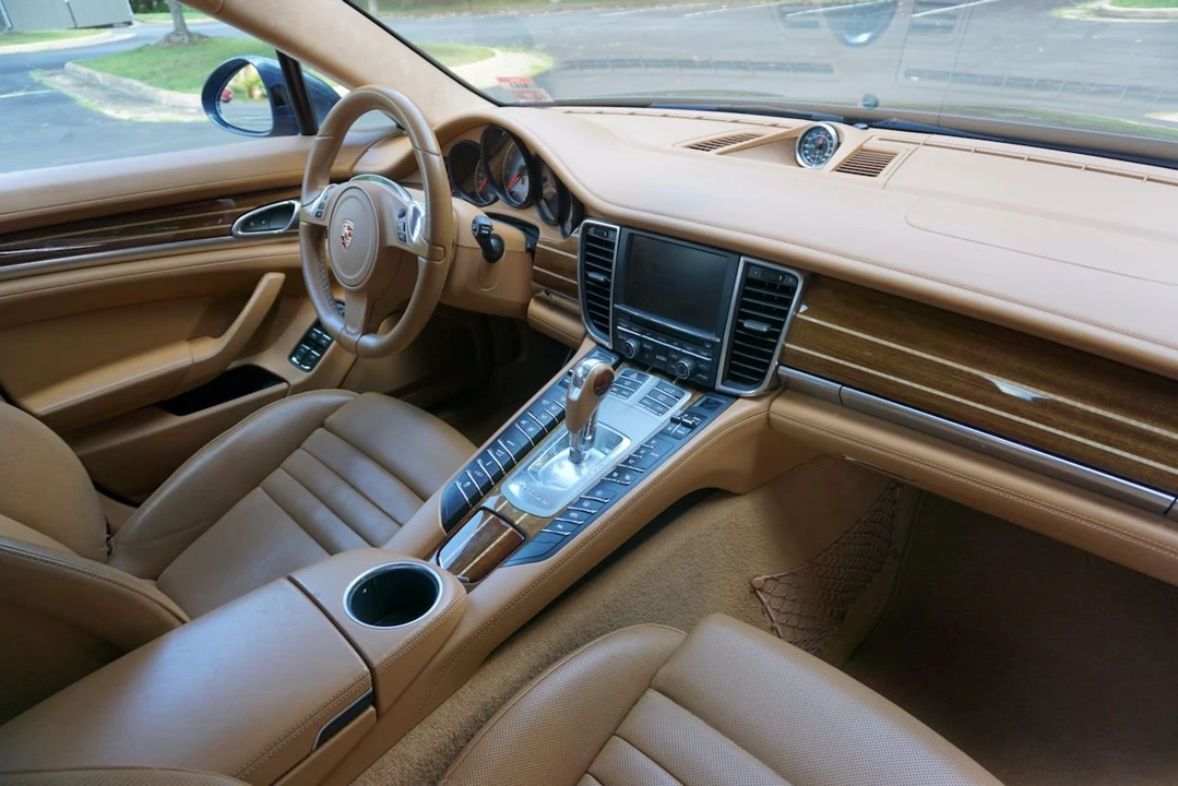 2014 Porsche 970 Panamera GTS - Image 18 of 18