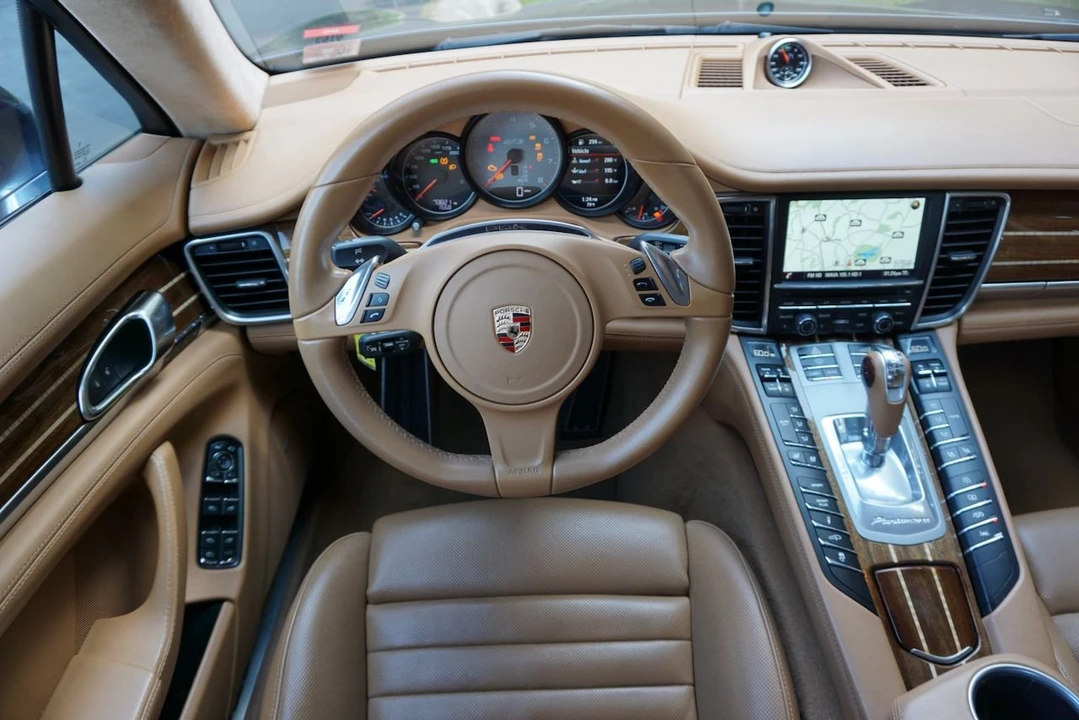 2014 Porsche 970 Panamera GTS - Image 13 of 18