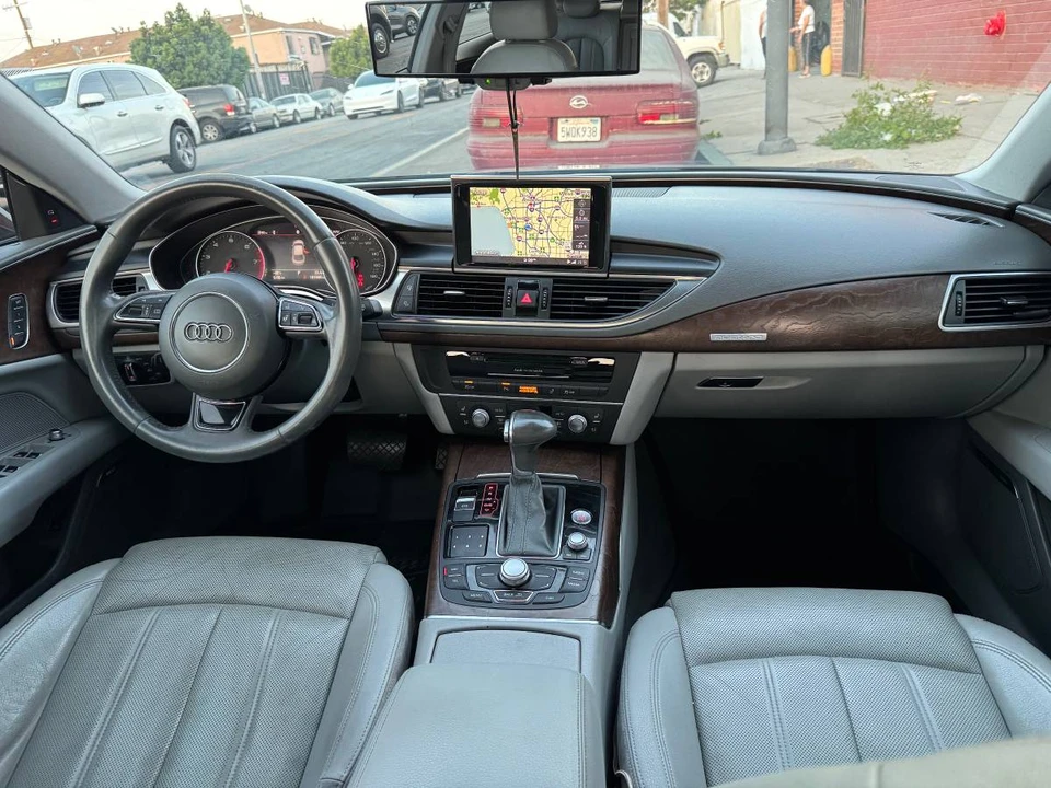 2014 Audi C7 A7 - Image 17 of 24