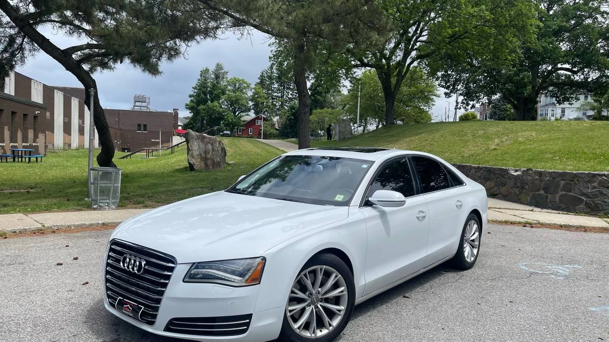 2014 Audi D4 A8 - Image 2 of 21