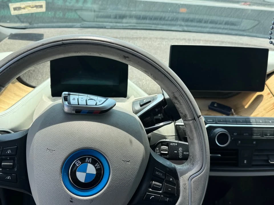 2014 BMW i3 - Image 5 of 5