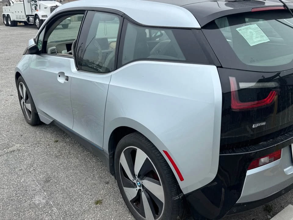 2014 BMW i3 - Image 2 of 5