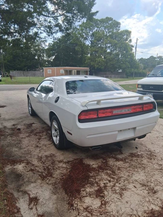 2014 Dodge Challenger 3rd Gen - Image 4 of 11