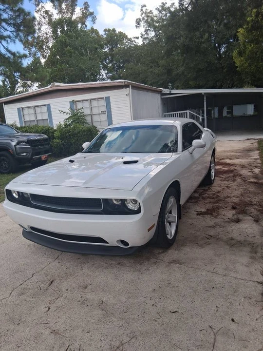 2014 Dodge Challenger 3rd Gen - Image 5 of 11